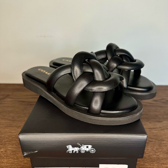 New Coach Georgie Leather Black Sandal Size 7 - Picture 1 of 12